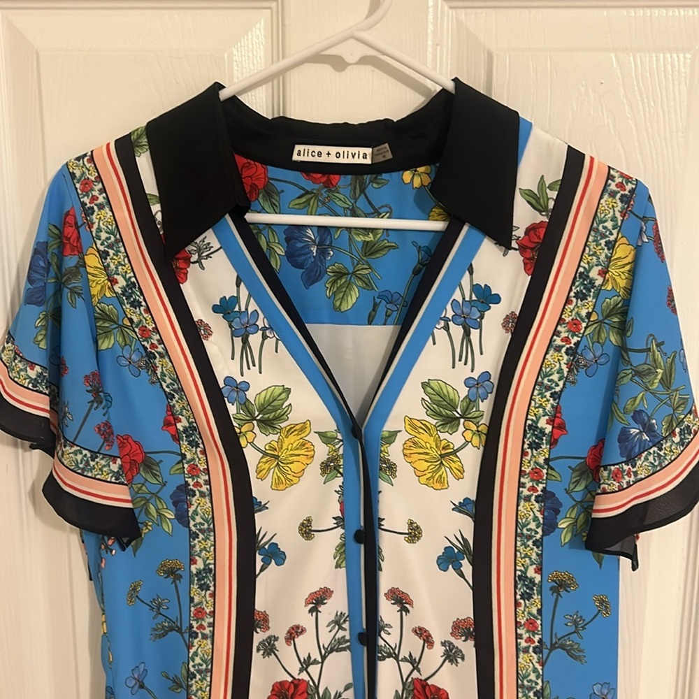 Alice + Olivia Conner Floral Scarf Handkerchief Floral Shirt Dress Size Medium - Picture 11 of 15